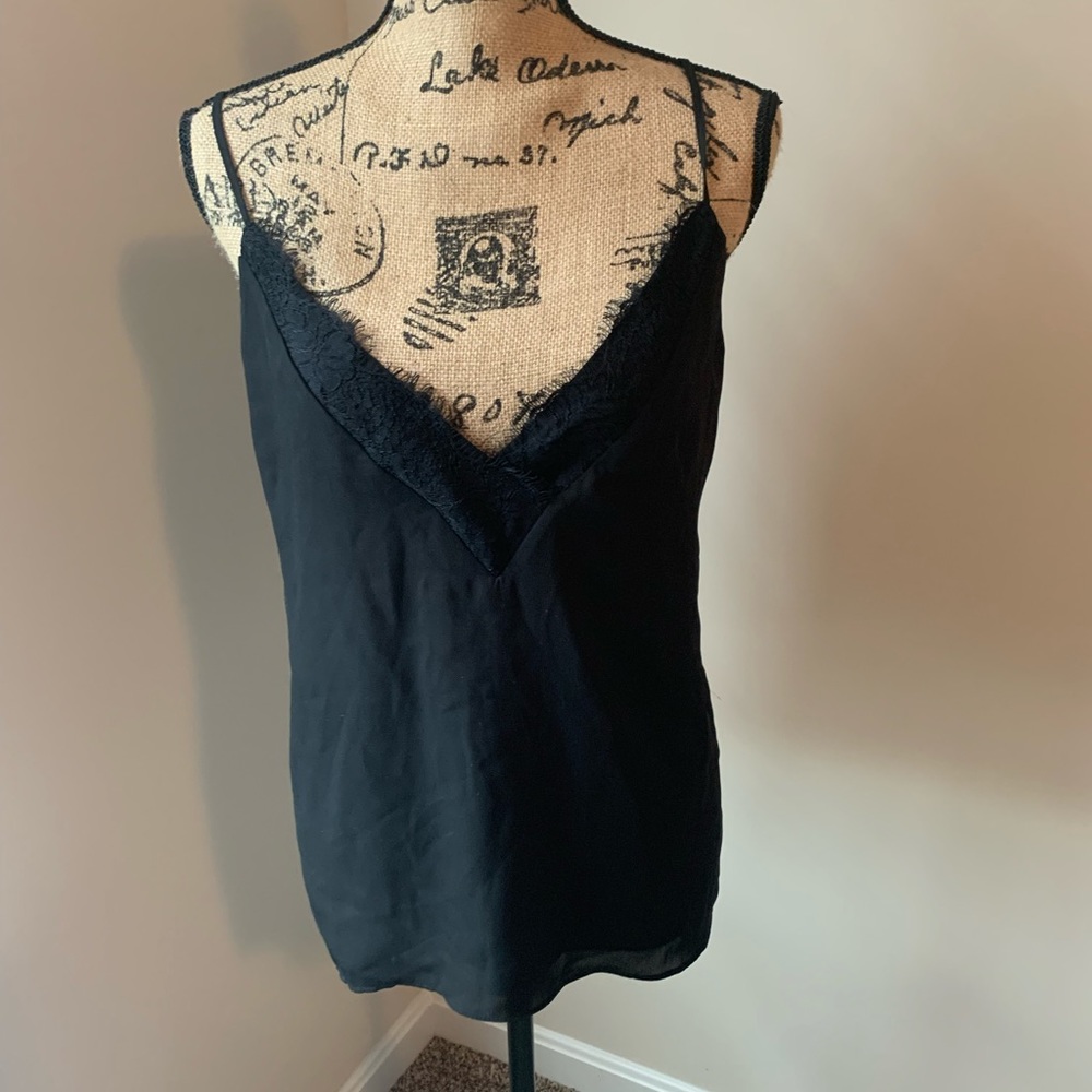 Socialite v-neck camisole tank